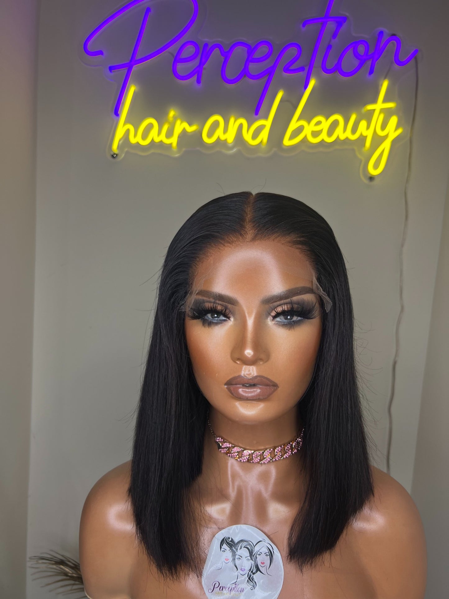 straight bob lace wig, glueless wig, affordable wig, work wig, london wig, beginnerfriendly wig, wig shop near me, wigs for women, everyday wig, easy to wear wig,natural looking wig